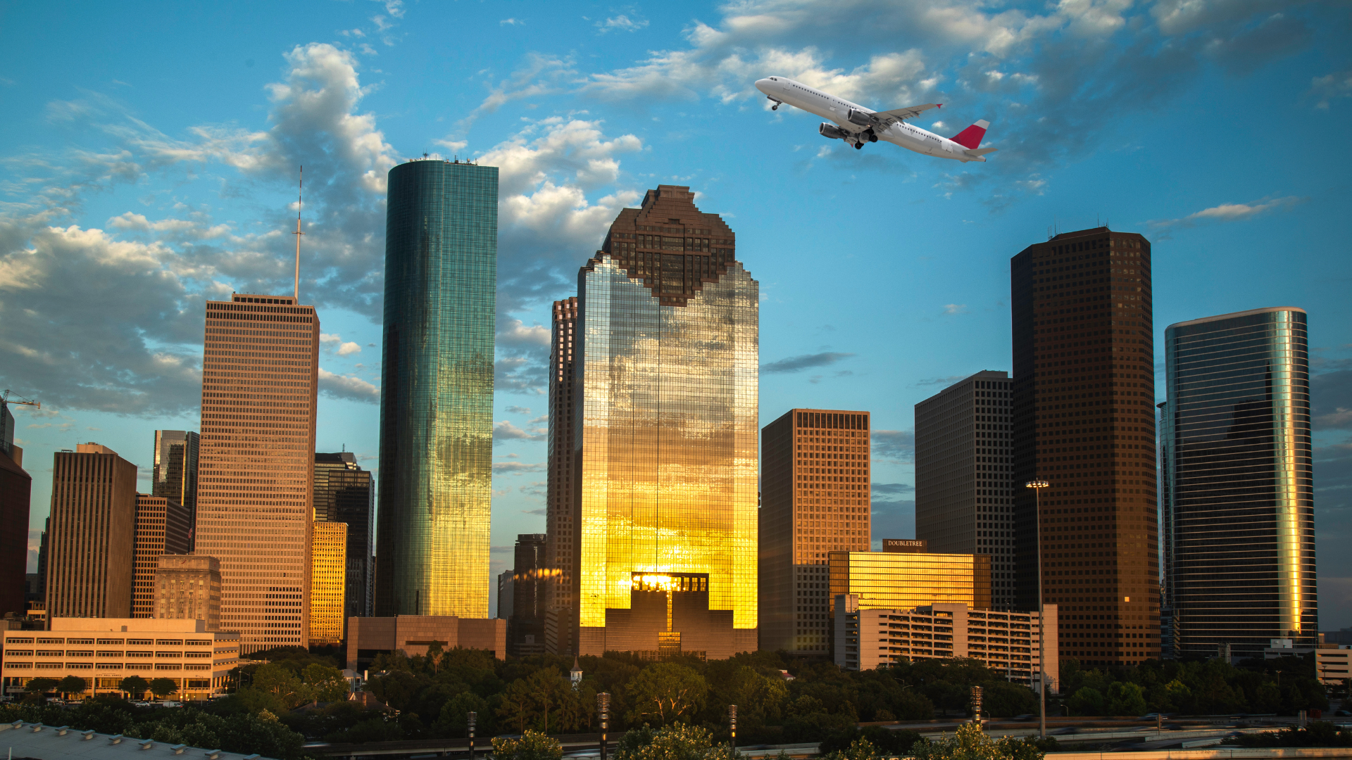 Airport in Galveston TX: Closest Options & Transfers